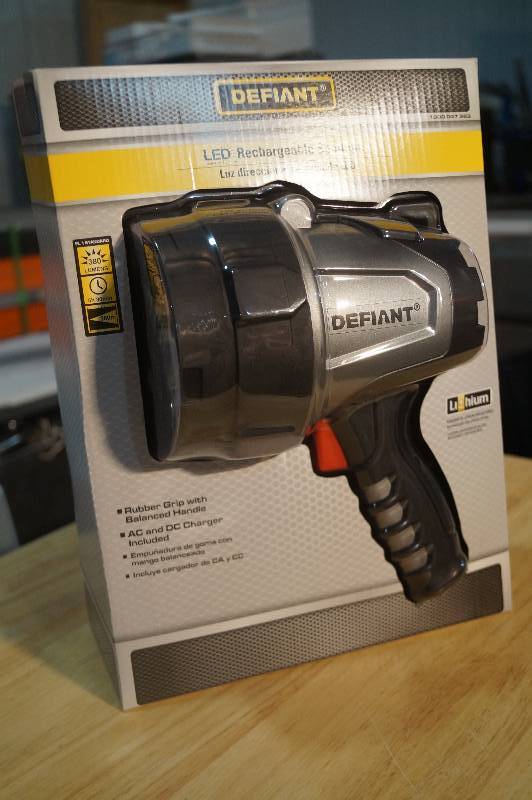 Defiant LED SPotlight