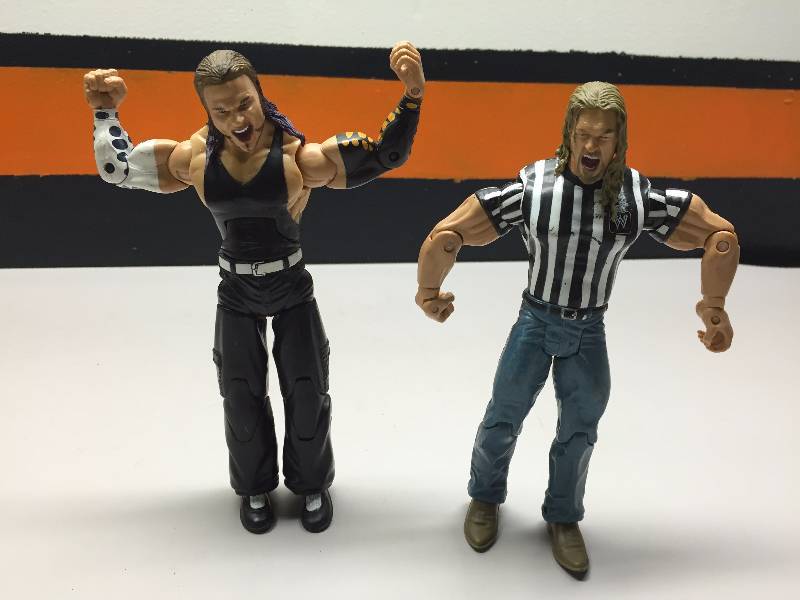 lot 9 image: UFC WRESTLER FIGURINES