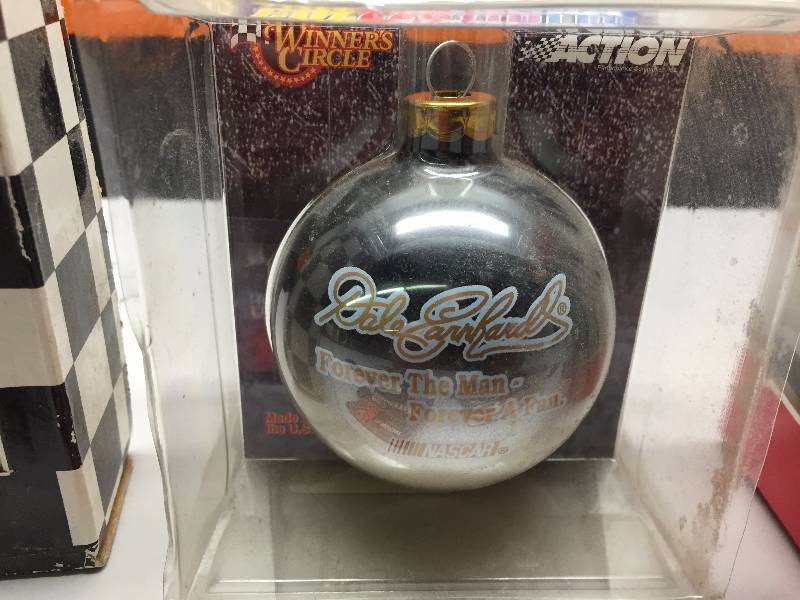 lot 39 image: DALE EARNHARDT SR. NASCAR MEMORABILIA