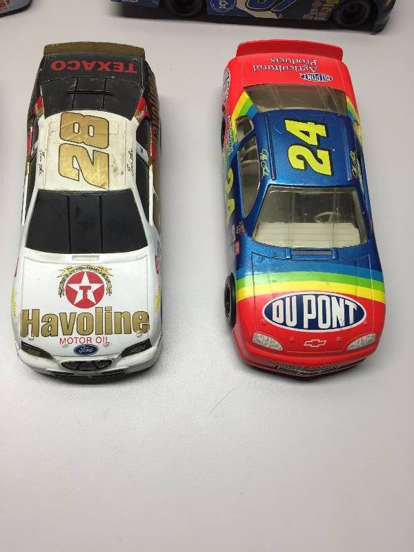 lot 47 image: NASCAR COLLECTIBLE CARS