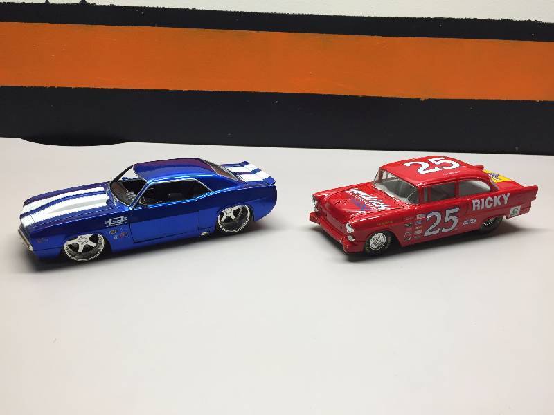lot 48 image: 69 CAMARO AND #25 DRAG CARS
