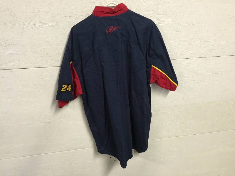 lot 53 image: DUPONT NASCAR JEFF GORDON T-SHIRT