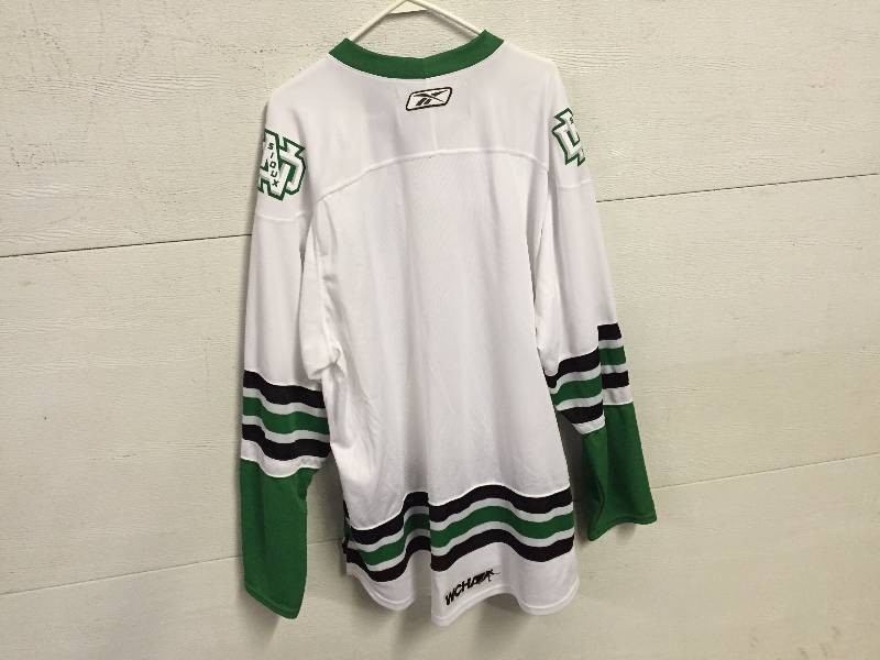 lot 55 image: FIGHTING SIOUX HOCKEY JERSEY