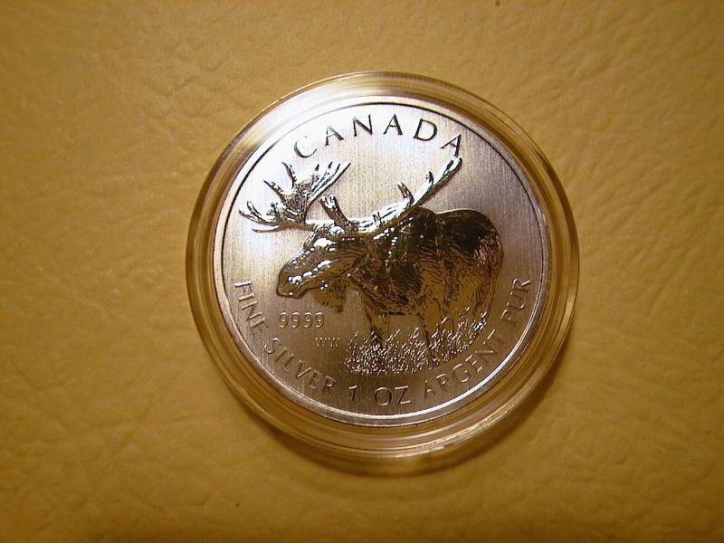 7. 2012 1 oz Silver Canadian Moose Bullion Coin (Wildlife Series) BU