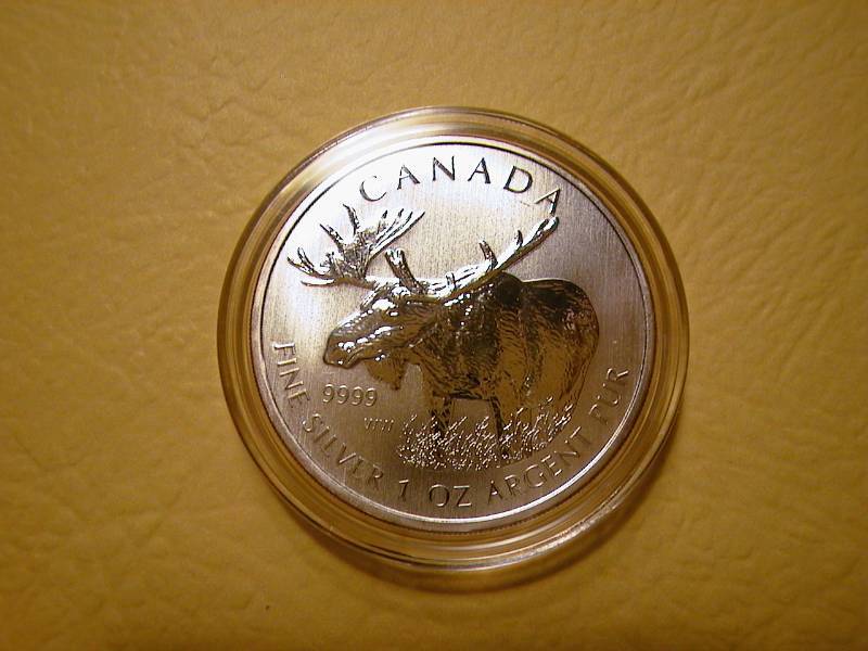 17. 2012 1 oz Silver Canadian Moose Bullion Coin (Wildlife Series) BU
