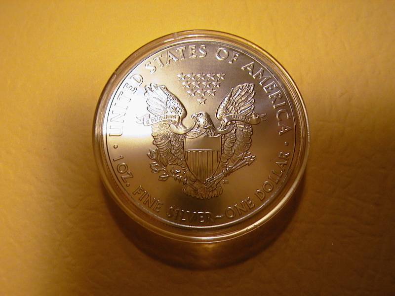 42. 2011 Silver American Eagle Bullion Coin BU 1 Troy Oz
