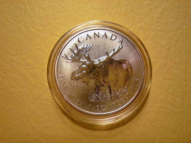 58. 2012 1 oz Silver Canadian Moose Bullion Coin (Wildlife Series) BU