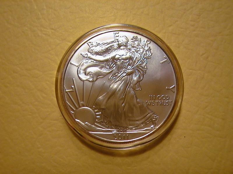 88. 2011 Silver American Eagle Bullion Coin BU 1 Troy Oz