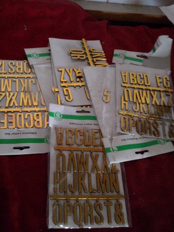 ADHEISIVE LETTERS