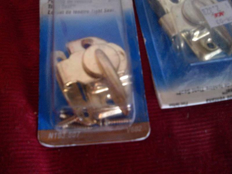 3 TIGHT SEAL SASH LOCKS