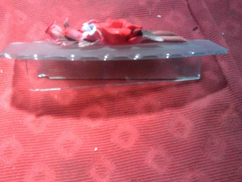 mini rose glass figurene