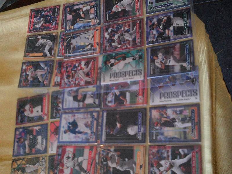 5 pages collectible baseball cards