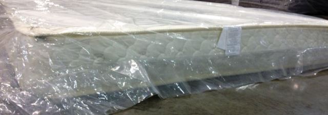 lot 13 image: Queen Milton Green States Innerspring Mattress.