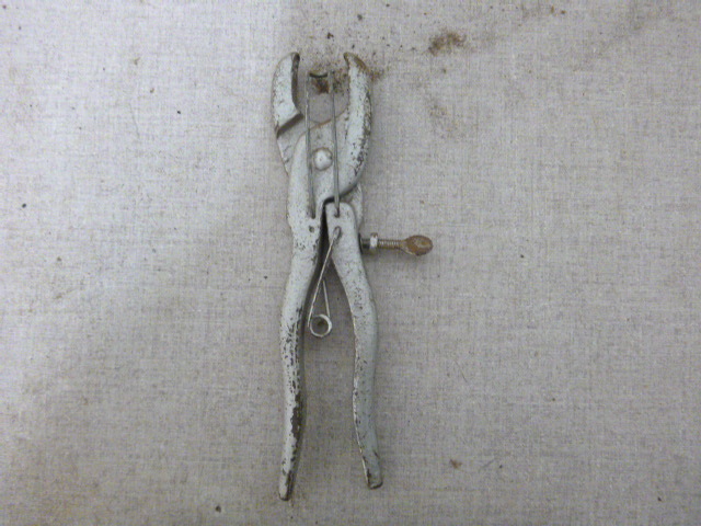 Pig Ringing Pliers