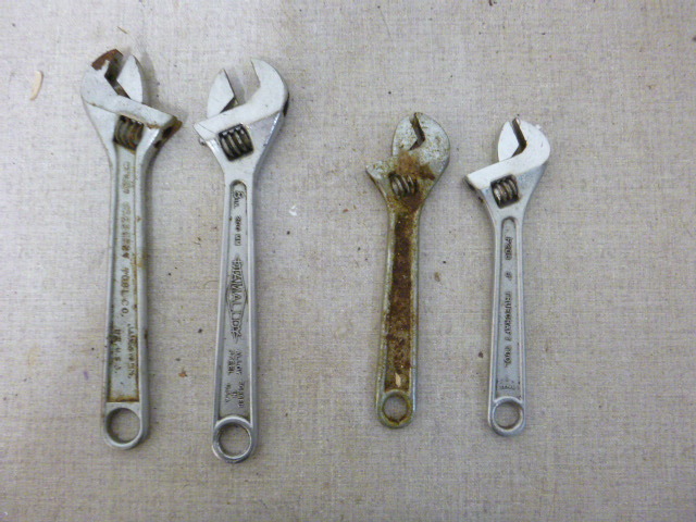 4 Adjustable Wrenches