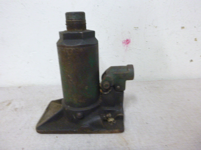 Large Bottle Jack