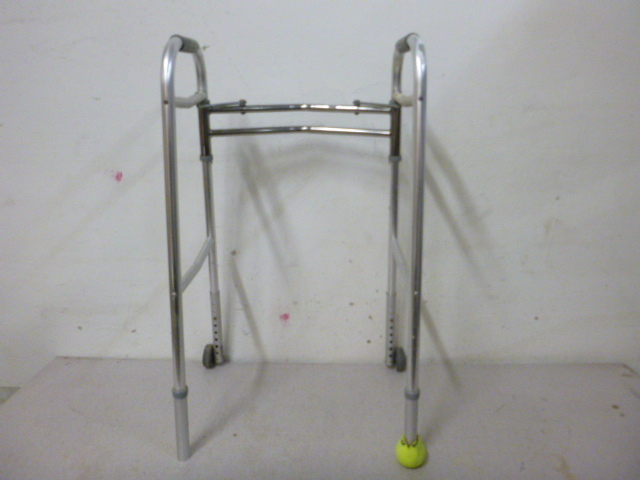 Adjustable Walker