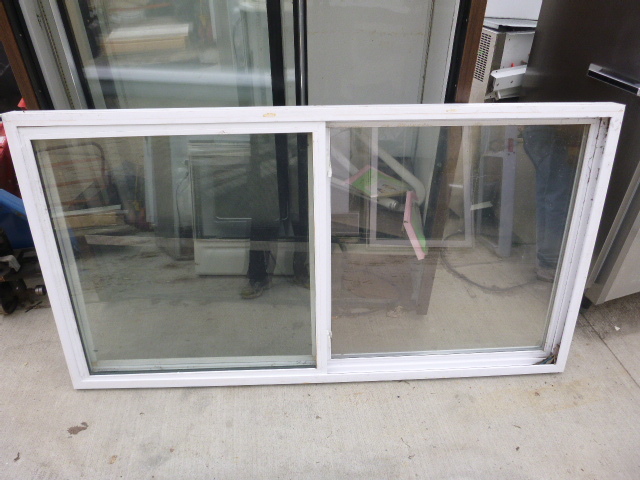 Vinyl Slider Window