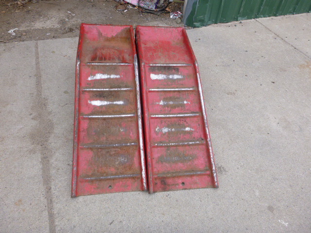 2 Car Ramps