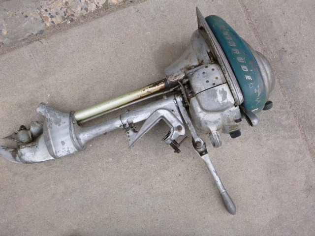 Vintage Evinrude Zephor Outboard Motor