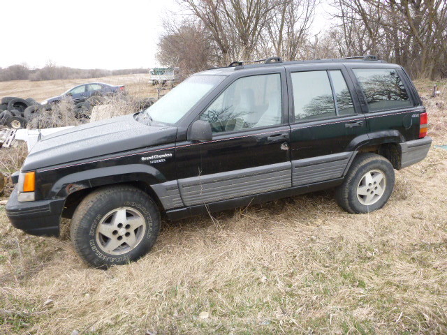 1993 Jeep Grand Cherokee Laredo