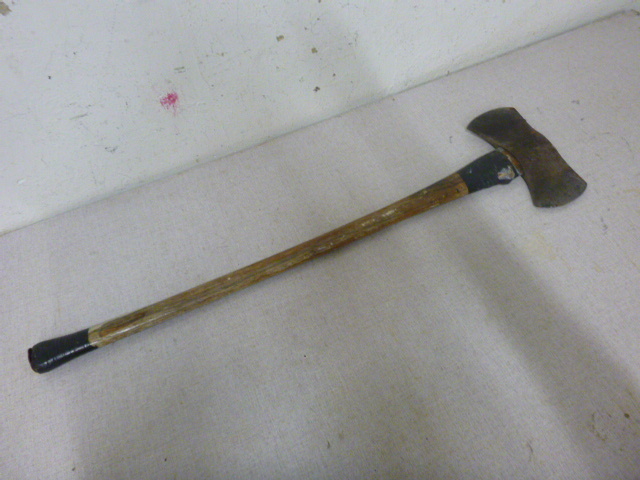 Double  Blade Axe