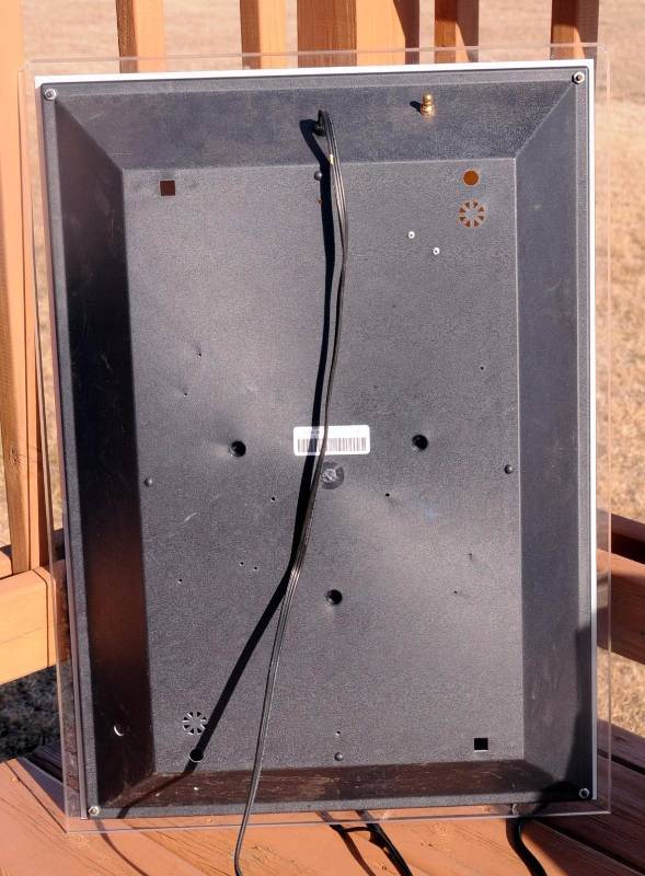 Black Crown Sign