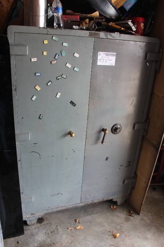 lot 73 image: Berger Locking Solid Steel Floor Safe, With Combo