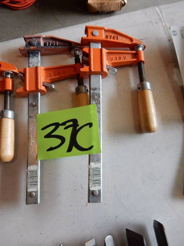 lot 37C image: 2 Jorgensen Wood clamps, 6in