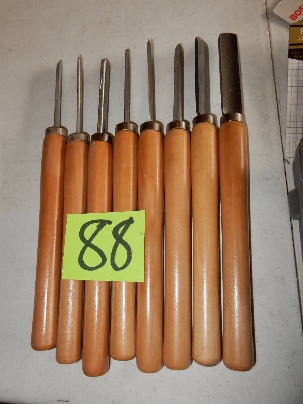 lot 88 image: 8, Lathe Chisels