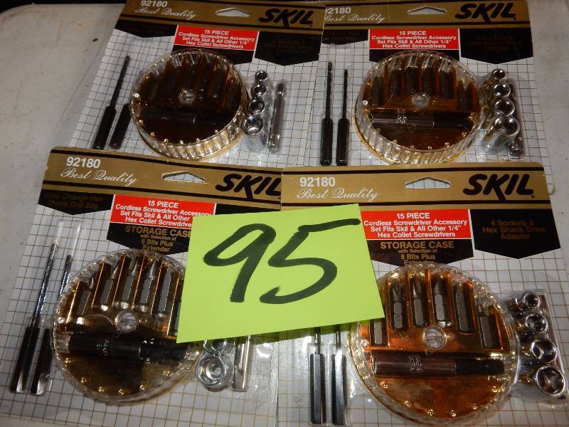 lot 95 image: 4 SKIL, 15 Piece Cordless Screwdriver Accessory kits