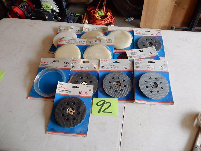 lot 92 image: Lot of Sanding pads, and other orbital attachments