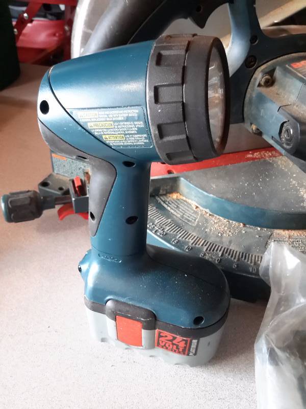 Bosch, 10 in Cordless Compound Miter Saw.24Volt, 24 Volt Light and 