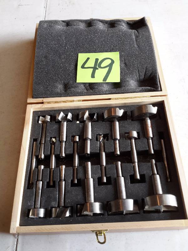 lot 49 image: Set of Forstner Bits.. Most are still NEW. .never used