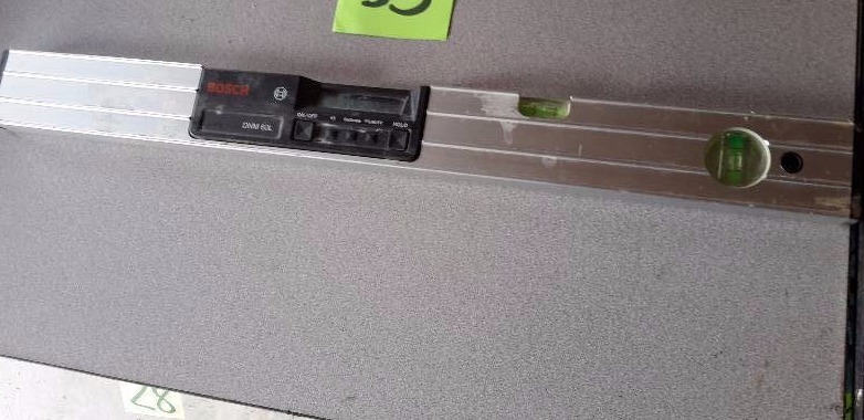 lot 54 image: Bosch DNM 60 L Professional Digital Spirit Level