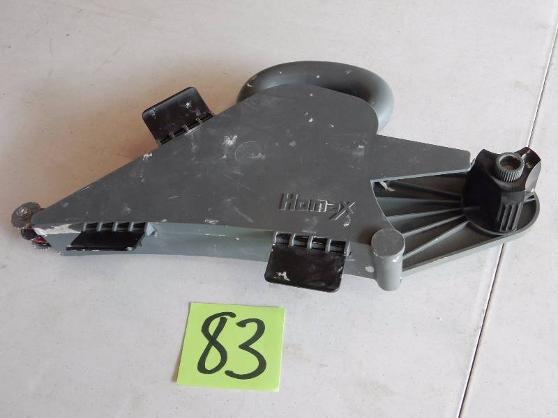 lot 83 image: HOMAX, Spackling tape applicator