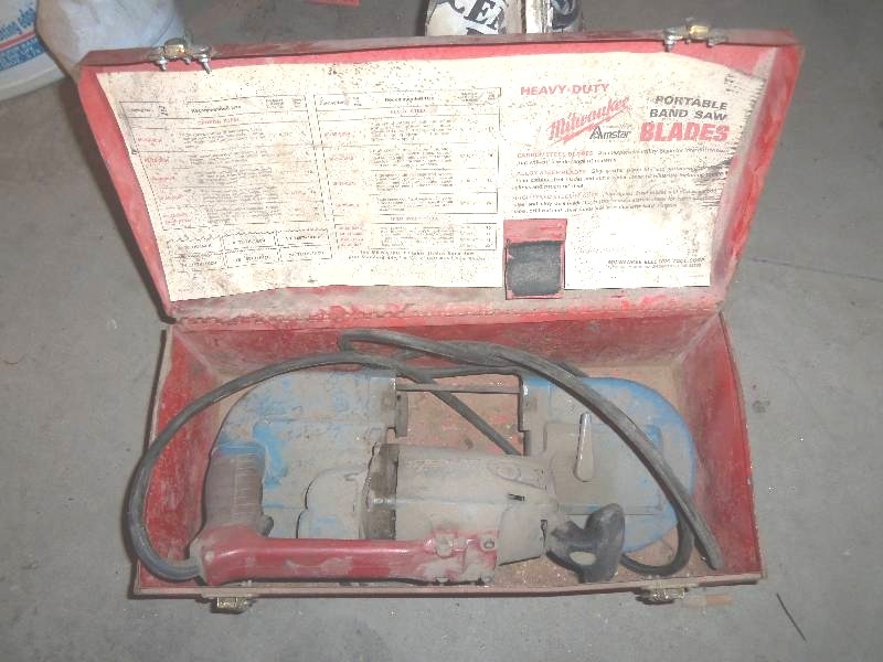 Milwaukee Bandsaw