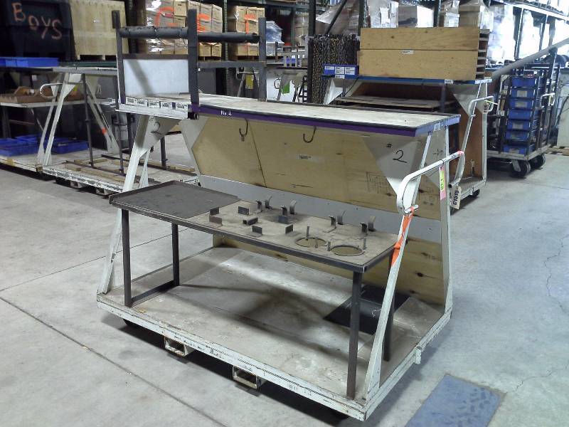 lot 138 image: (1) Rolling Material Carts