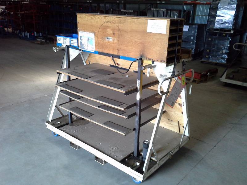 lot 163 image: (1) Rolling Material Carts