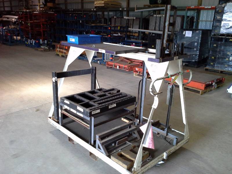 lot 164 image: (1) Rolling Material Carts