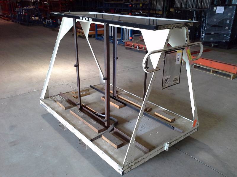 lot 169 image: (1) Rolling Material Carts