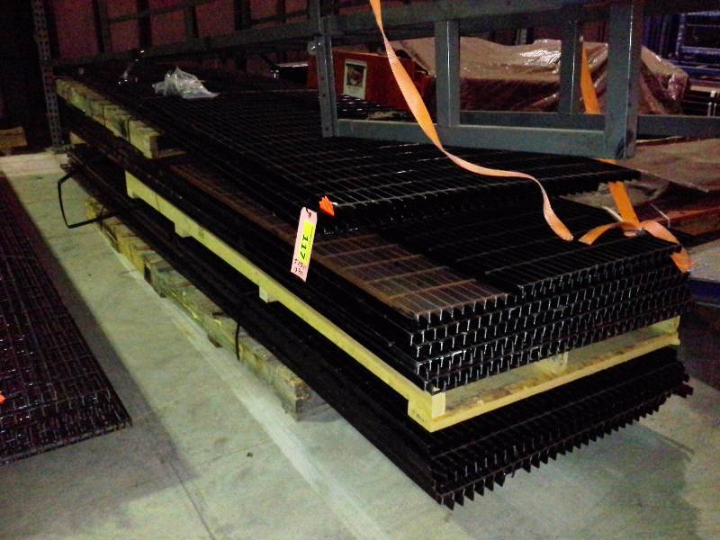 lot 117 image: (13) Metal Grate Flooring Sections