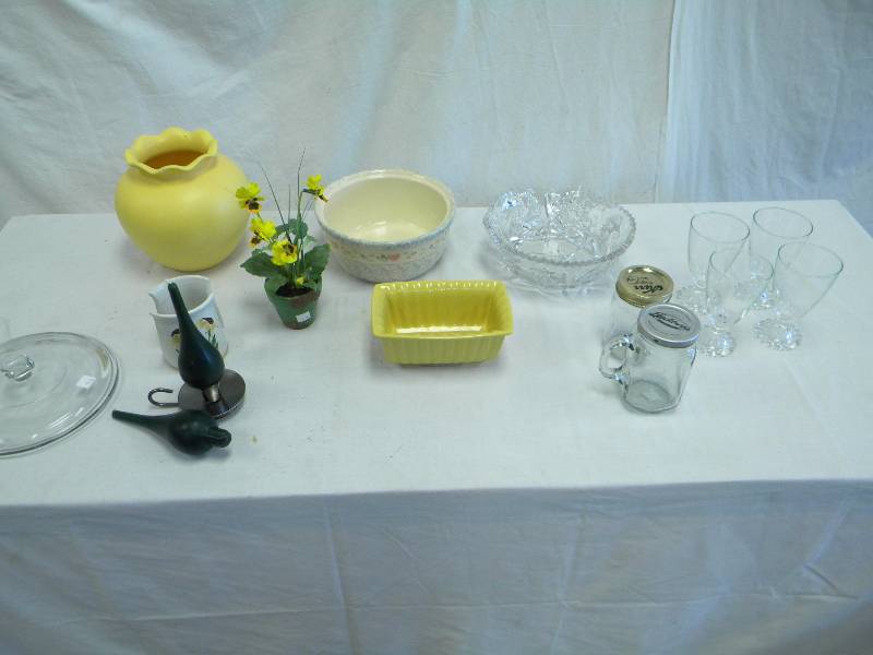 lot 36 image: Candlewick, Pottery and More