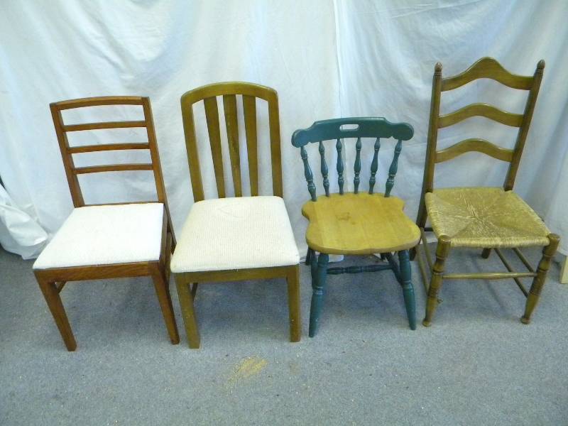 lot 41 image: 4 Chairs
