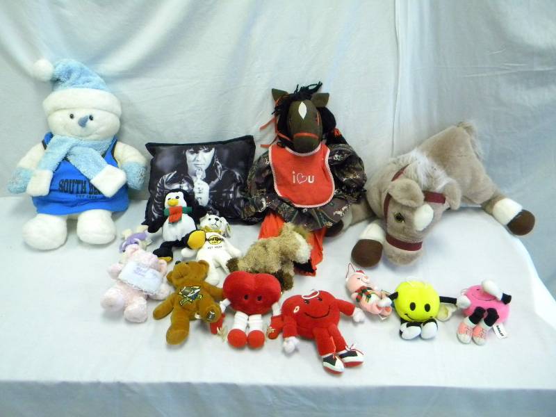 lot 48 image: Stuffed Animals  Beanie Babies