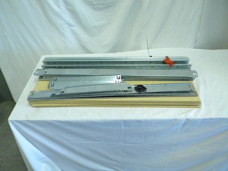 lot 60 image: Shelving Unit
