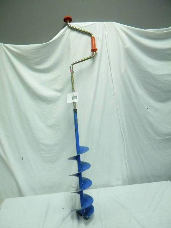 lot 121 image: Ice Auger