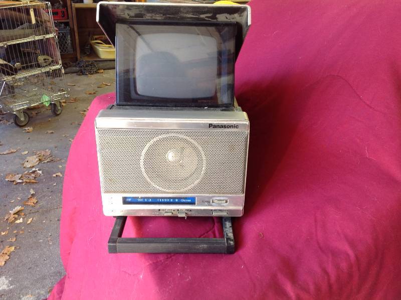 Vintage Panasonic Portable TVRadio