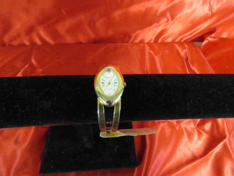 lot 51 image: Gucci Watch