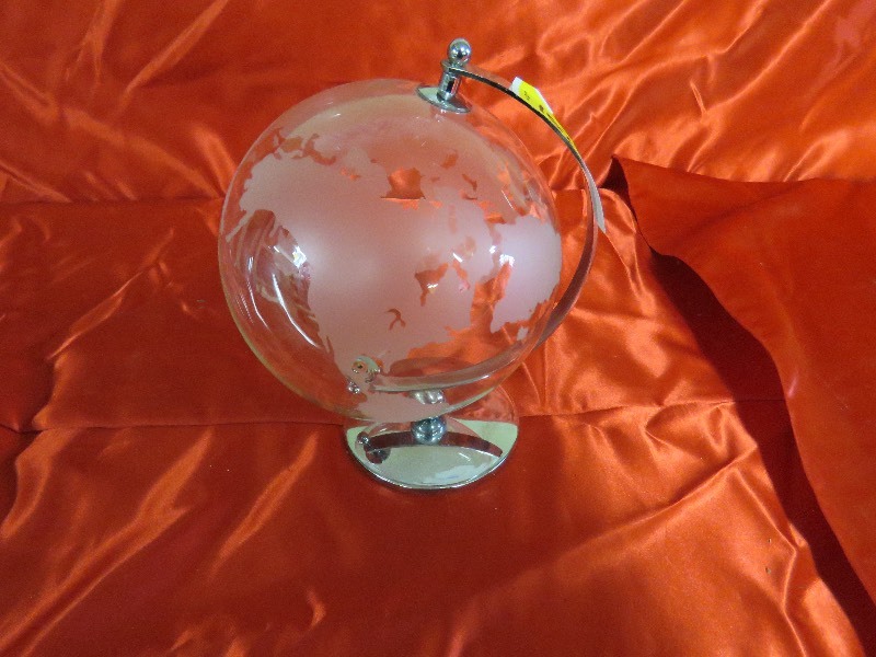 lot 102 image: Glass Globe